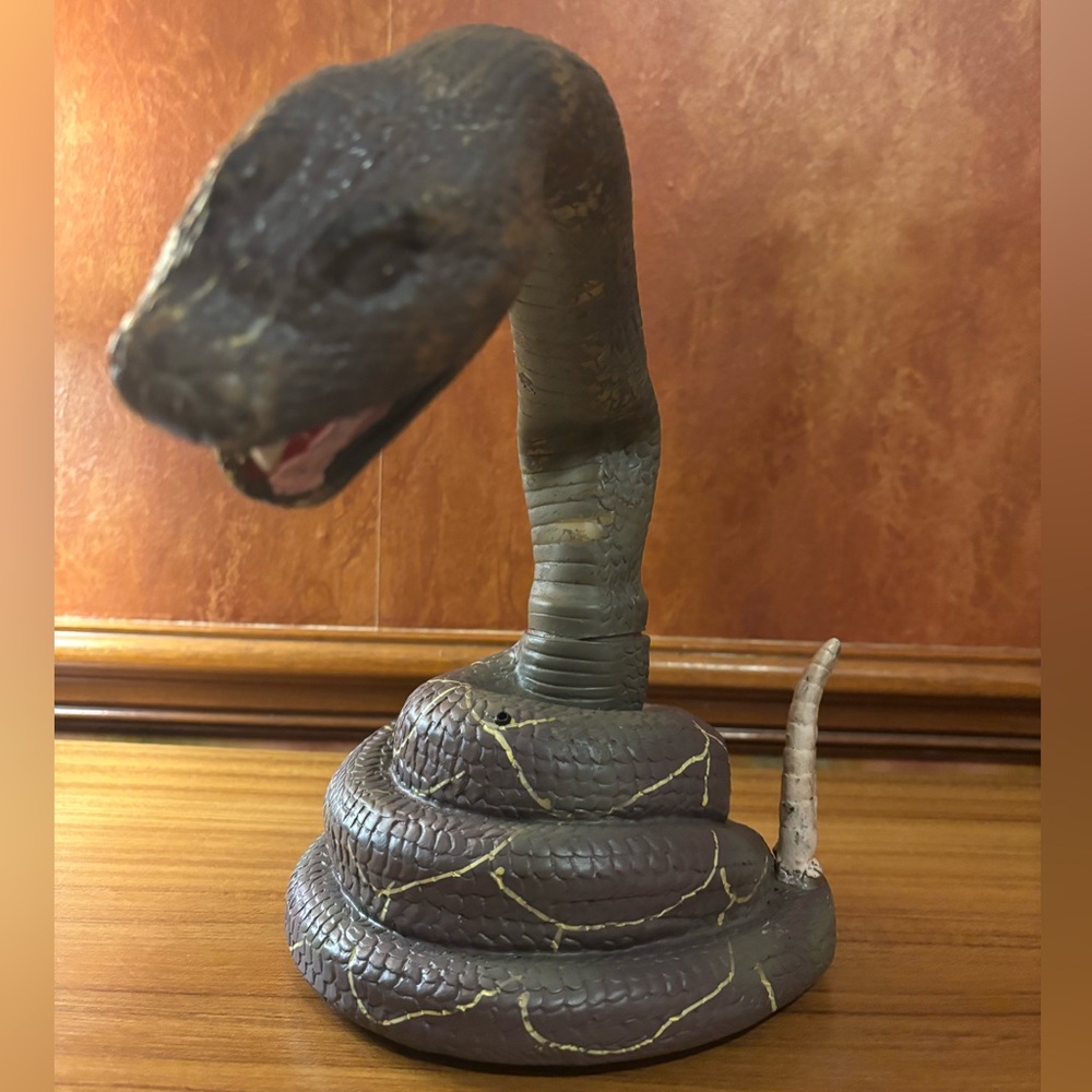 Tekky Toys Striking Snake Halloween Prop Motion Lights Sound 2008 Not Working